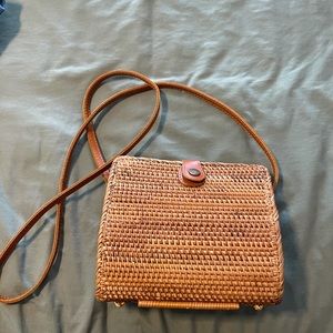 Crossbody purse